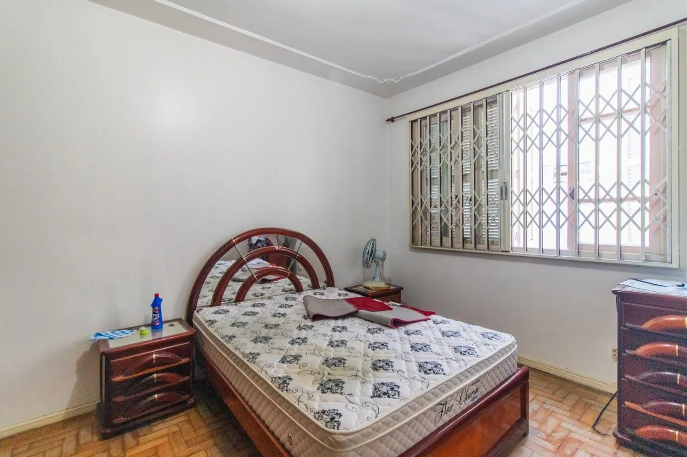 Imagem Apartamento de 2 quartos no bairro Santana em Porto Alegre