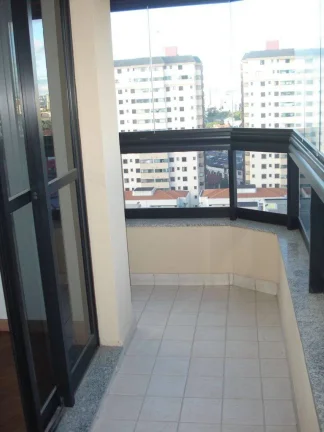 Imagem Apartamento reformado 102 m² 2 Dormitórios sendo 2 Suites e 2 Vagas