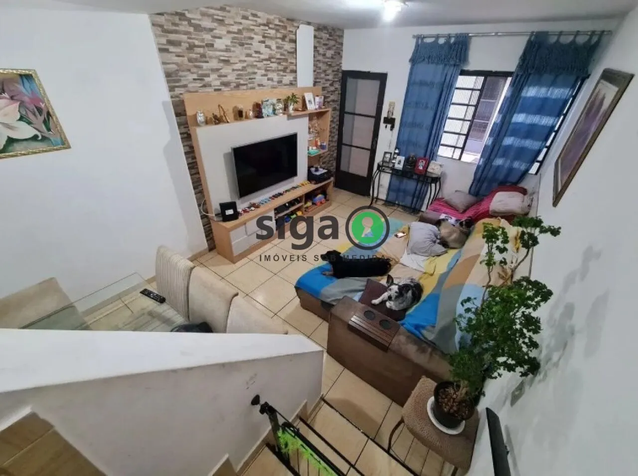 Foto do imóvel Casa em Condomínio com 2 Dormitórios e Suíte na Vila Campestre
