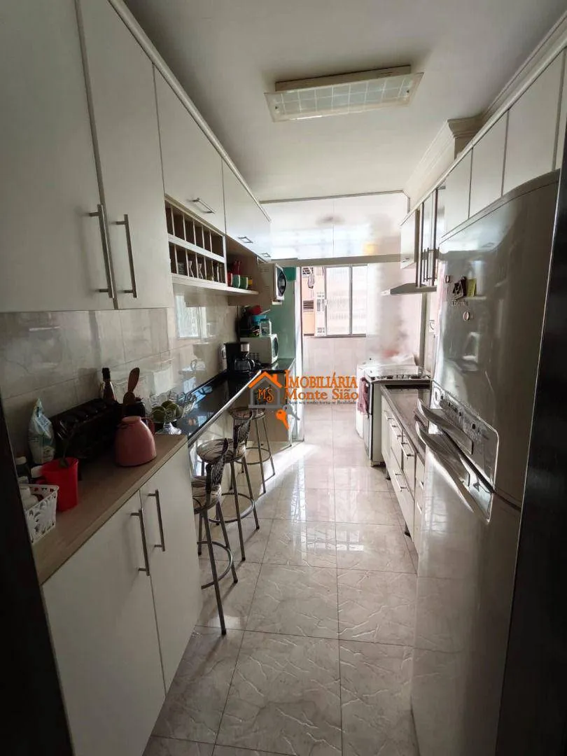 Imagem Apartamento com 2 dormitórios à venda, 60 m² por R$ 250.000,00 - Vila Rio de Janeiro - Guarulhos/SP