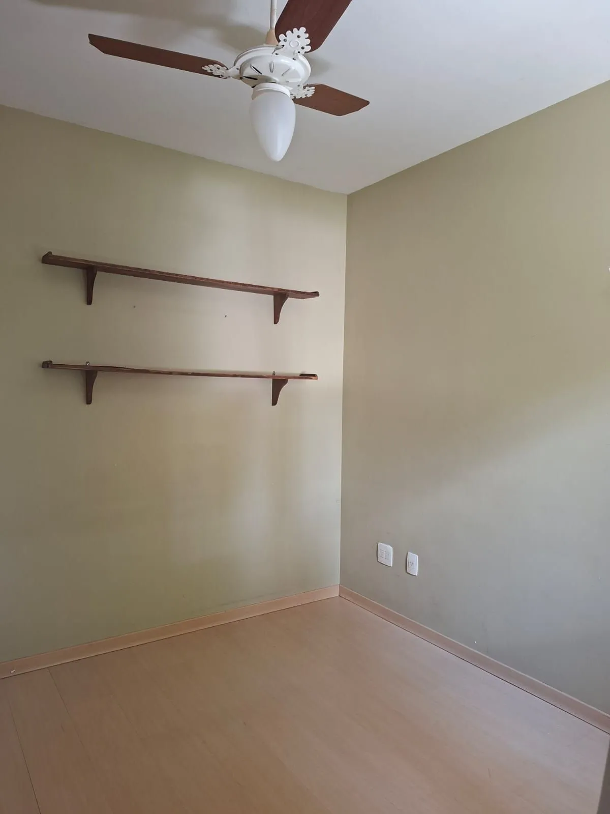 Imagem Casa em condomínio de 3 dorm. na Tristeza