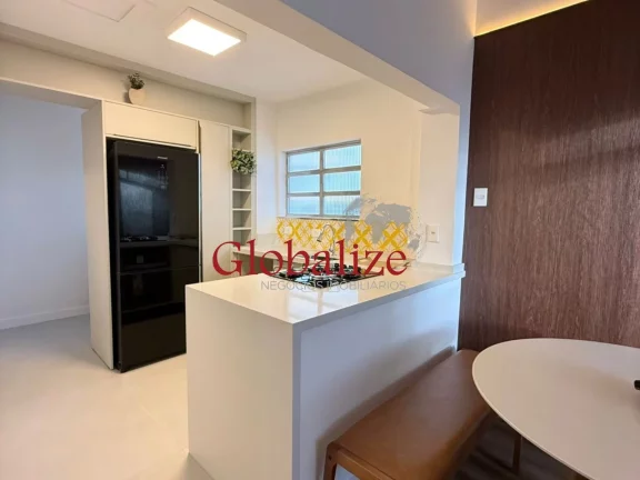 Imagem Apartameno à venda com 65m², 2 quartos, 1 suíte, frente mar, 1 vaga por R$885.000,00 no José Menino em Santos