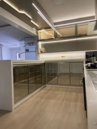 Imagem Excelente apartamento na Guilhermina 4 dormitórios 2 suítes!!!
