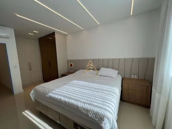 Imagem Apartamento com 4 dormitórios à venda, 145 m² por R$ 2.350.000,00 - Meia Praia - Itapema/SC
