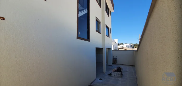 Imagem CASA RESIDENCIAL em ESMERALDAS - MG, SÃO PEDRO