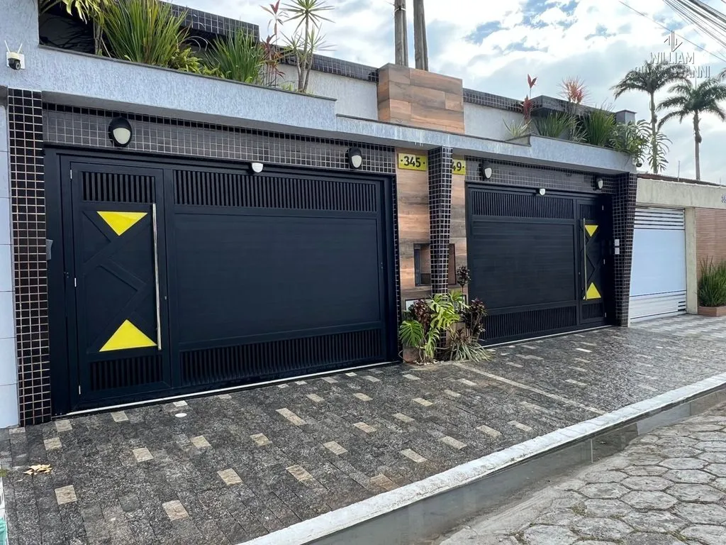 Imagem CASA DE ALTO PADRÃO A 300 METROS DO MAR - CAIÇARA | PRAIA GRANDE