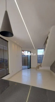 Imagem Sobrado à venda, 114 m² por R$ 590.000,00 - Residencial Morumbi - Goiânia/GO