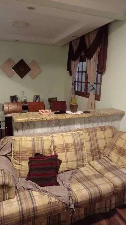 Imagem Casa para venda em Votorantim-SP, Jardim Europa: 3 quartos, 1 suíte, 2 banheiros, 2 vagas, 114m². Imperdível oportunidade!