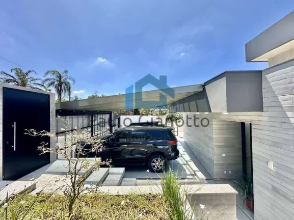 Imagem Casa Nova, mobiliada, com Elevador na Granja Viana
