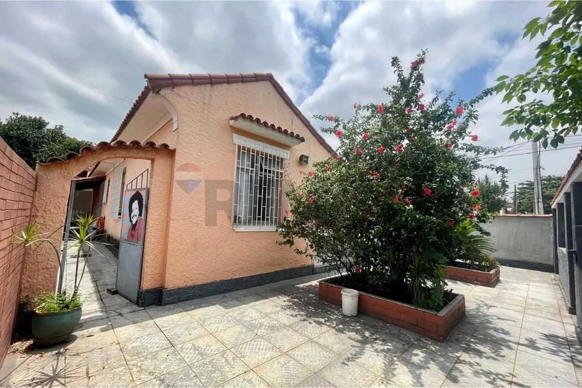 Imagem Casa Espetacular em Marechal Hermes.