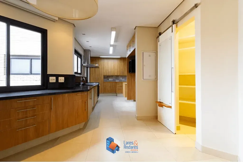 Imagem Apartamento à venda 3 Quartos 3 Suites 4 Vagas 247M² Alto da Lapa São Paulo - SP