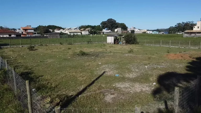Imagem Terreno à venda em Garopaba-SC, bairro Campo Duna, 1.158 m² de área, próximo à Lagoa