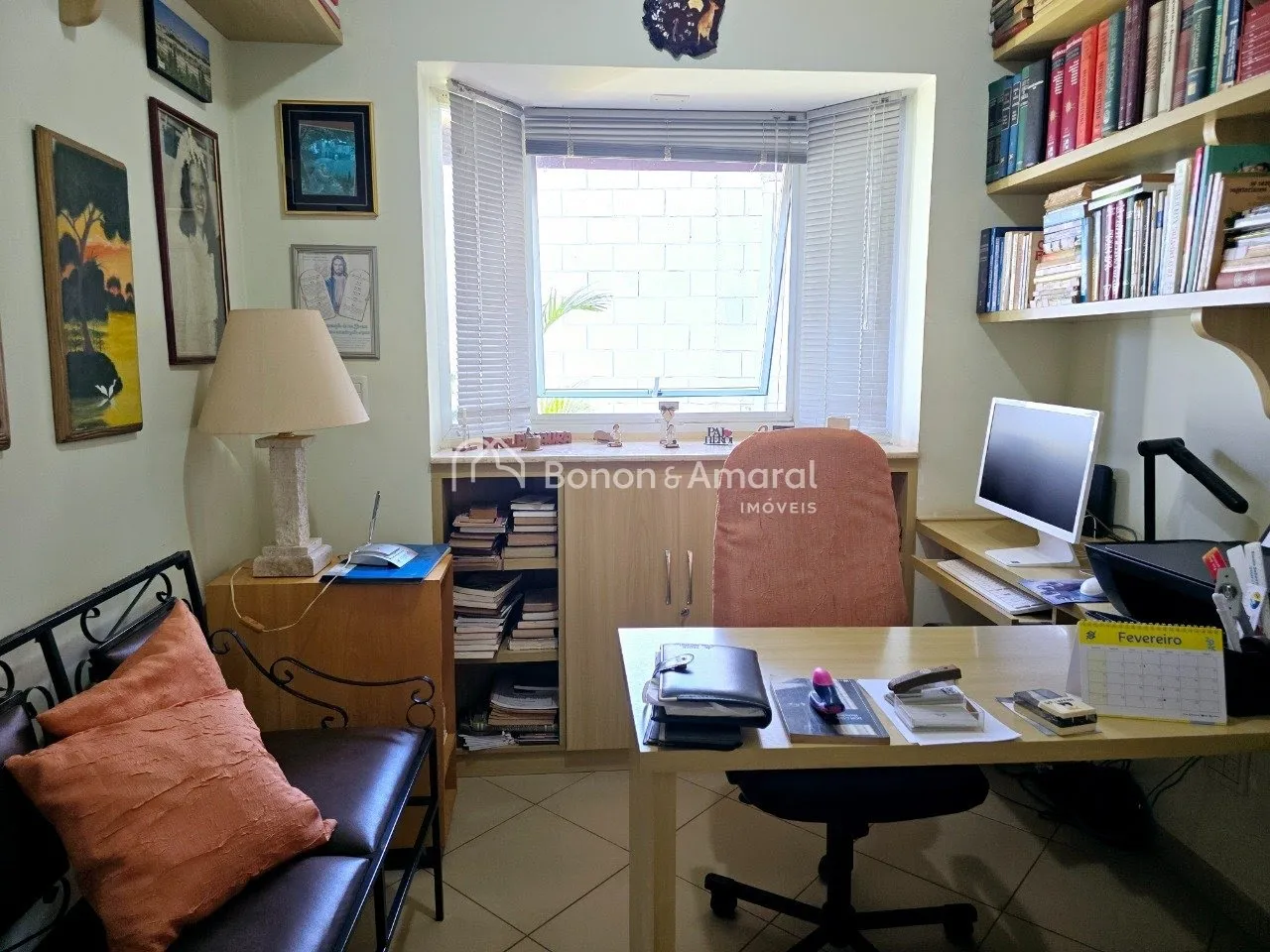 Imagem Casa Sobrado com 4 quartos ( sendo 2 suítes), no Condomínio Okinawa, Paulínia