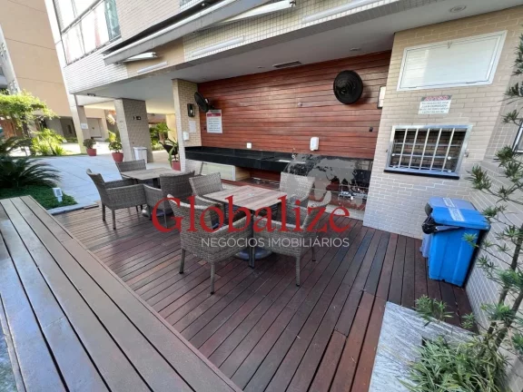 Imagem Apartamento com 3 dormitórios ( 2 suítes) e 2 vagas no bairro do José Menino em Santos por R$ 1.350.000,00