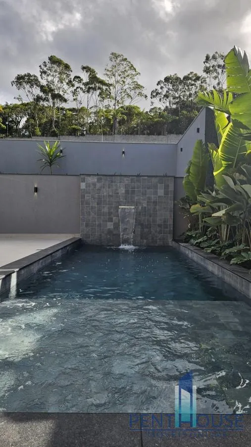 Imagem Casa em Condomínio para Venda em Camboriú, CENTRO, 4 dormitórios, 4 suítes, 5 banheiros, 4 vagas
