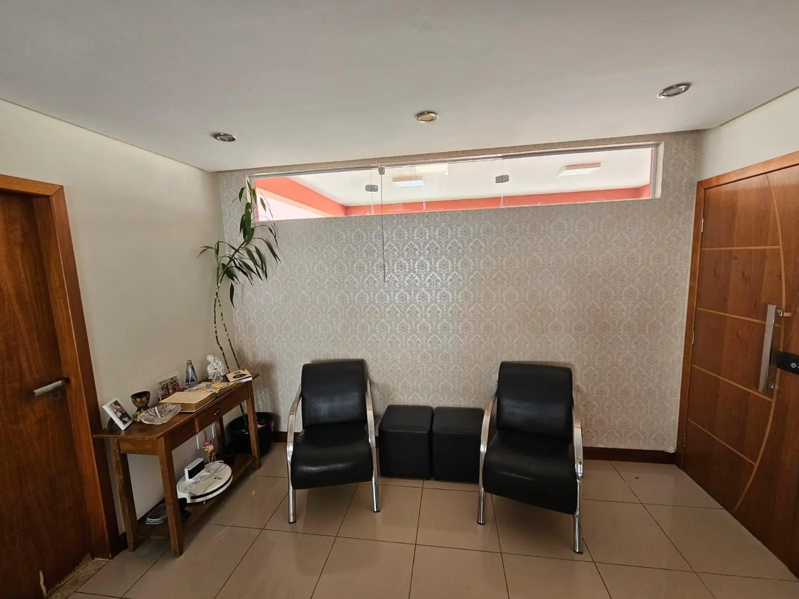Imagem Viva o Sonho: Sobrado de Luxo no Condomínio Residencial Planalto