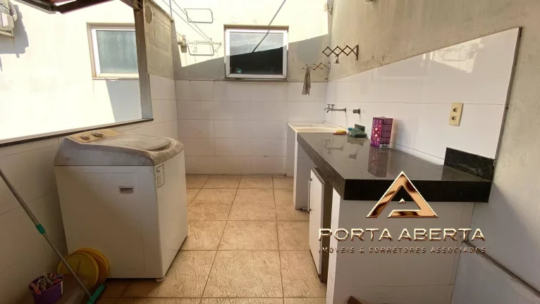 Imagem Casa 03 quartos sendo 02 suítes - bairro Imbaúbas - Ipatinga - CÓD 1477