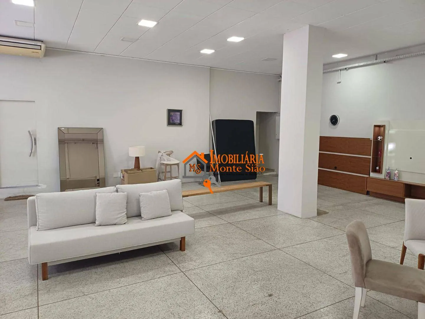 Imagem Salão à venda, 200 m² por R$ 1.500.000,00 - Vila Galvão - Guarulhos/SP