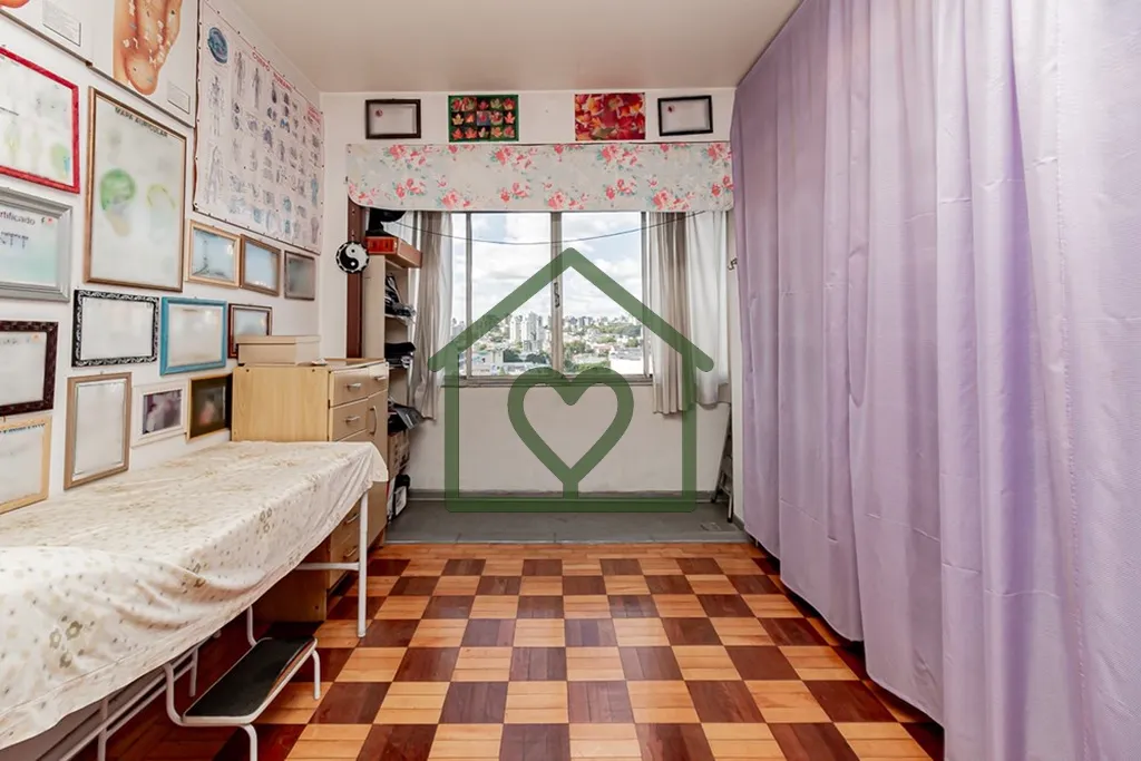 Imagem APARTAMENTO DE 121 m2, MOBILIADO 3 QUARTOS, 2 BANHEIROS, QUARTO AUXILIAR TRANSFORMADO EM SALA DE JAN...