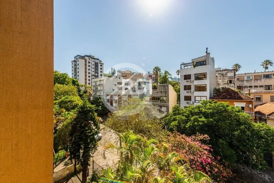 Imagem Cobertura horizontal no bairro Petrópolis, 116,36 m² de área privativa, de frente, com 2 dormitó...