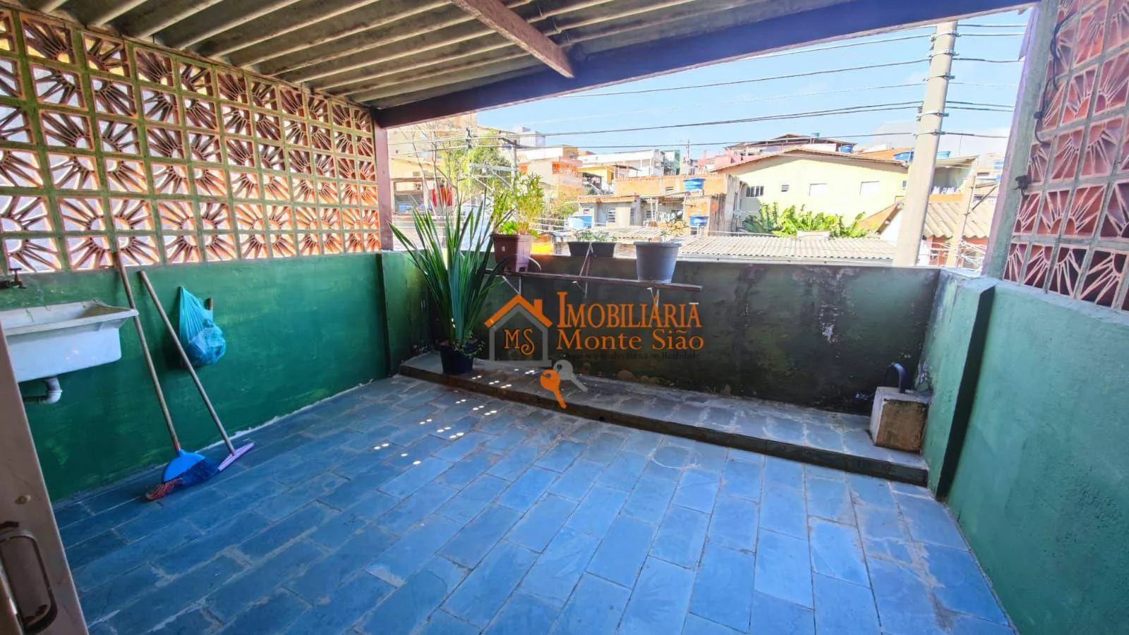 Imagem Sobrado com 3 dormitórios à venda, 175 m² por R$ 350.000,00 - Vila Rio - Guarulhos/SP