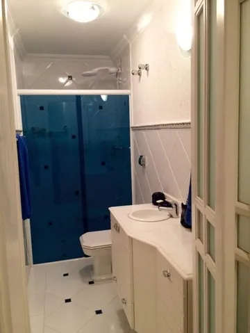 Imagem Casa Alto Padrão Condomínio Lago da Boa Vista