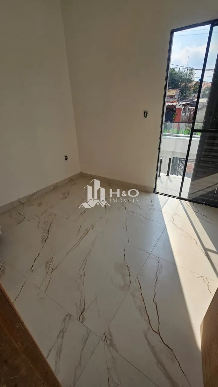 Imagem Sobrado à Venda com 2 Dormitórios, 2 Vagas e Quintal - 90m² - R$ 479.000 - Vila Campanela