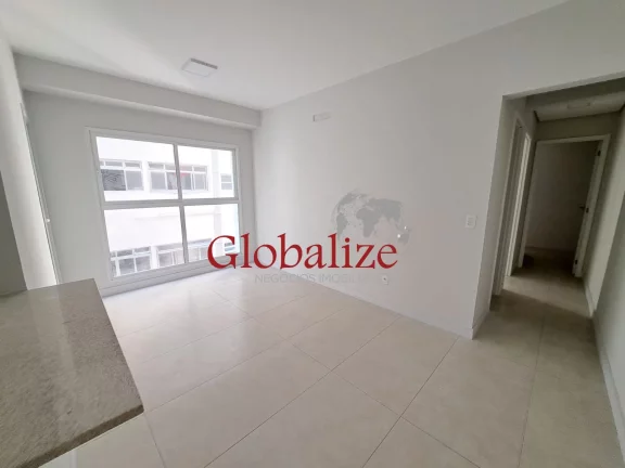 Imagem Apartamento à venda com 82m², 2 suites, varanda com Grill, piscina, vaga demarcada por R$875.000,00 na Ponta da Praia em Santos