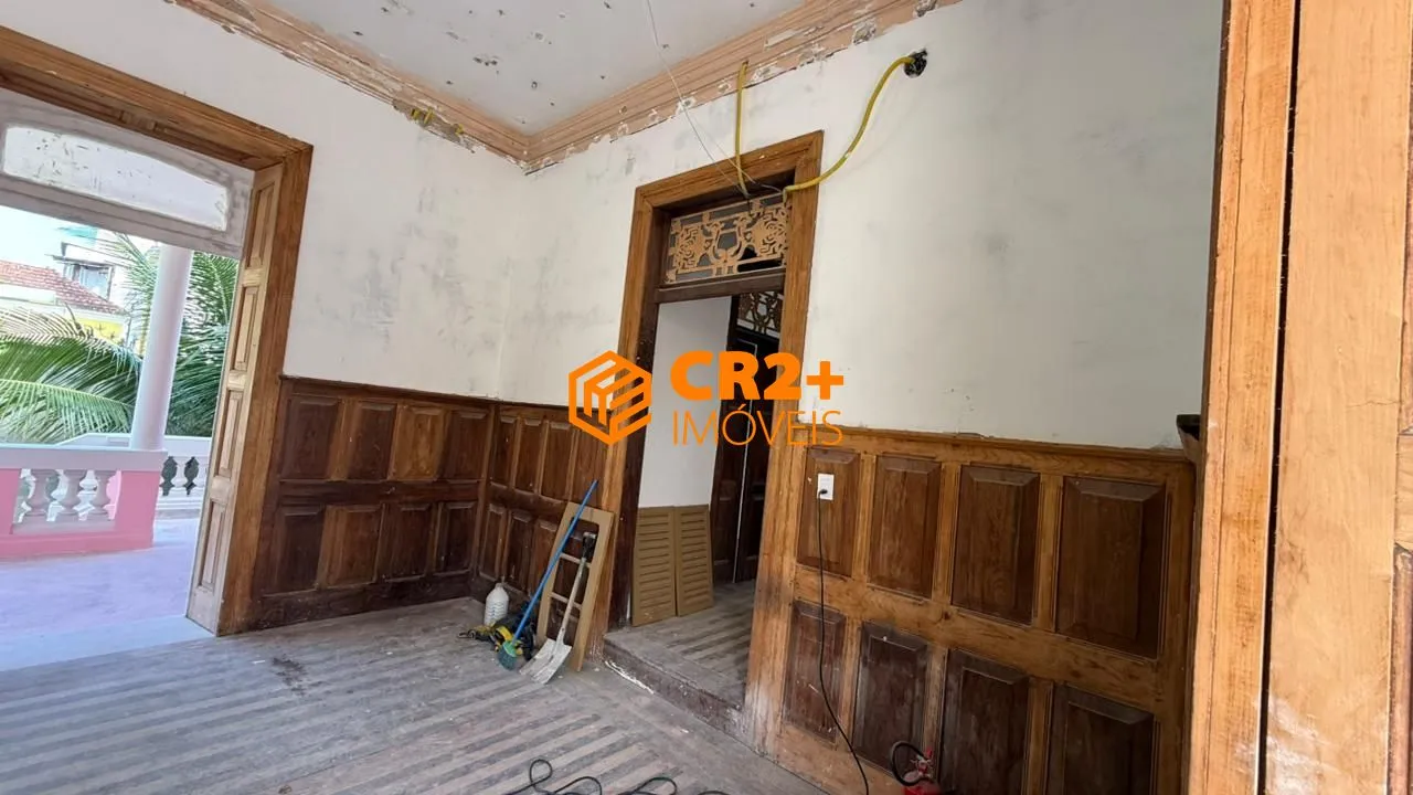Imagem Alugo Casa para o seu Comércio- Casarão Tombado e revitalizado