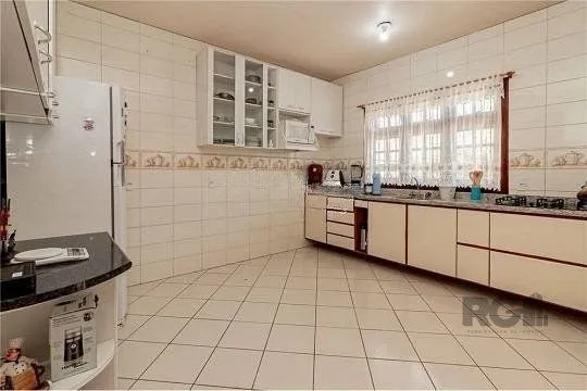 Imagem casa de 260m², bairro Costa e Silva