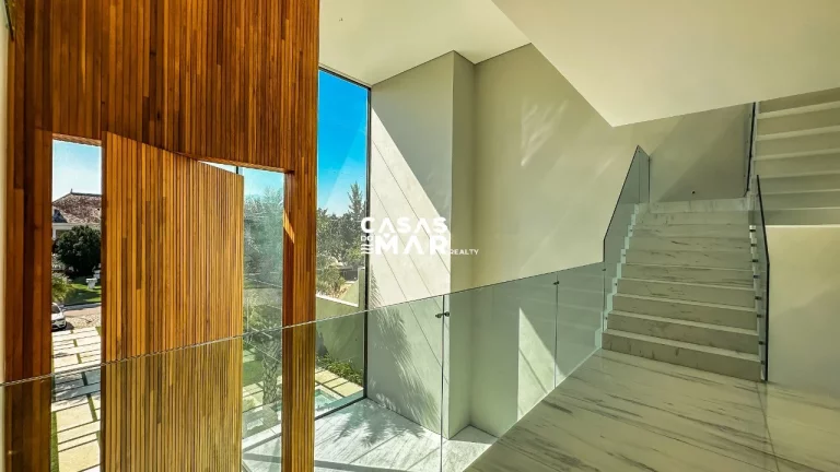 Imagem Casa de luxo em condomínio na Barra da Tijúca, Rio de Janeiro-RJ: 5 quartos, 5 suítes, 9 banheiros, 7 vagas, 1.200m².