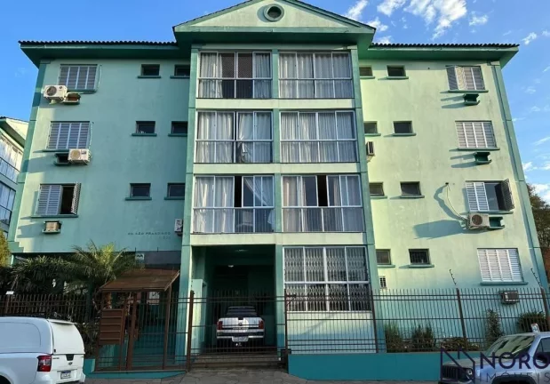 Apartamento Térreo Amplo com 3 Dormitórios e Garagem no Bairro Nossa Senhora de