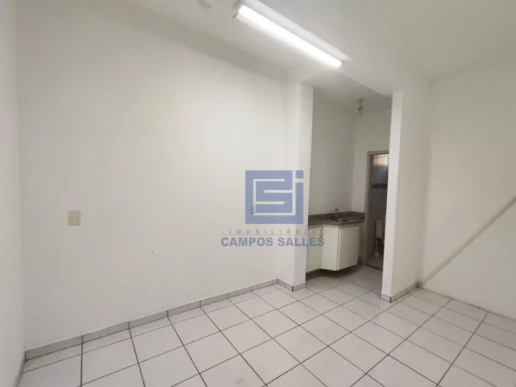 Imagem Salão para alugar por R$ 3.565,72/mês - Centro - Socorro/SP