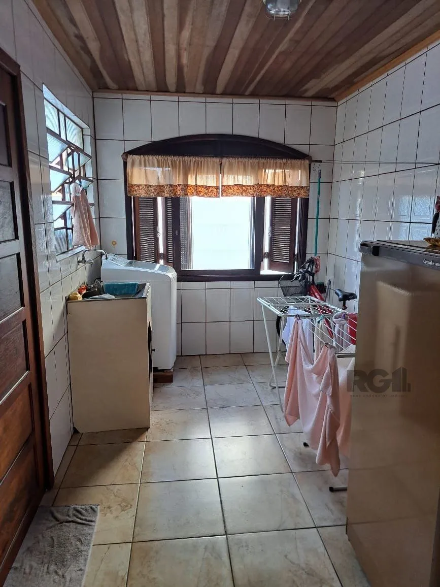 Imagem Casa 3 dormitórios, 1 suíte, vagas de garagem, Bairro Vila Marcia