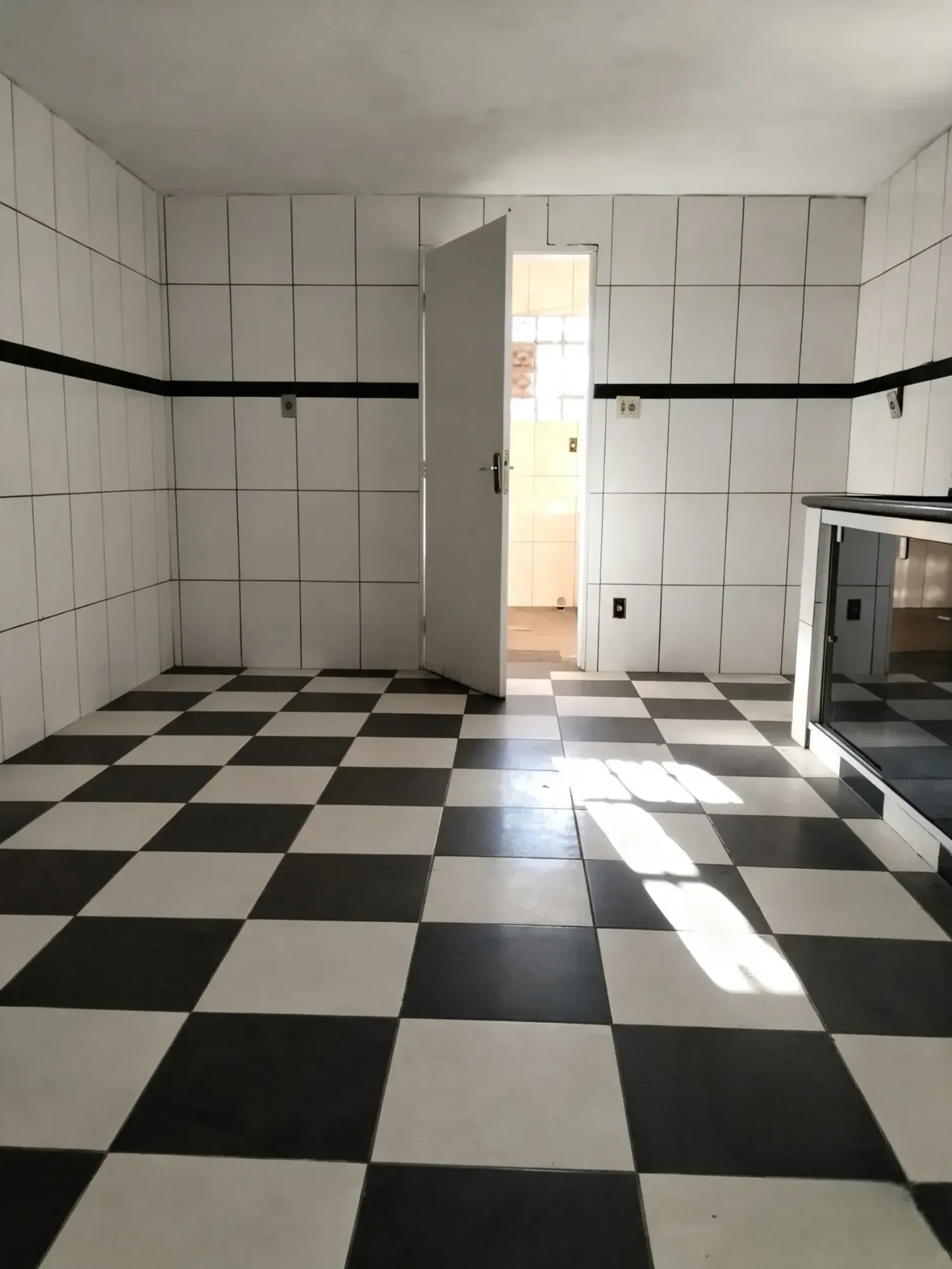 Imagem Sobrado com 4 Quartos à Venda, 250 m² em Cidade Jardim - Mogi das Cruzes