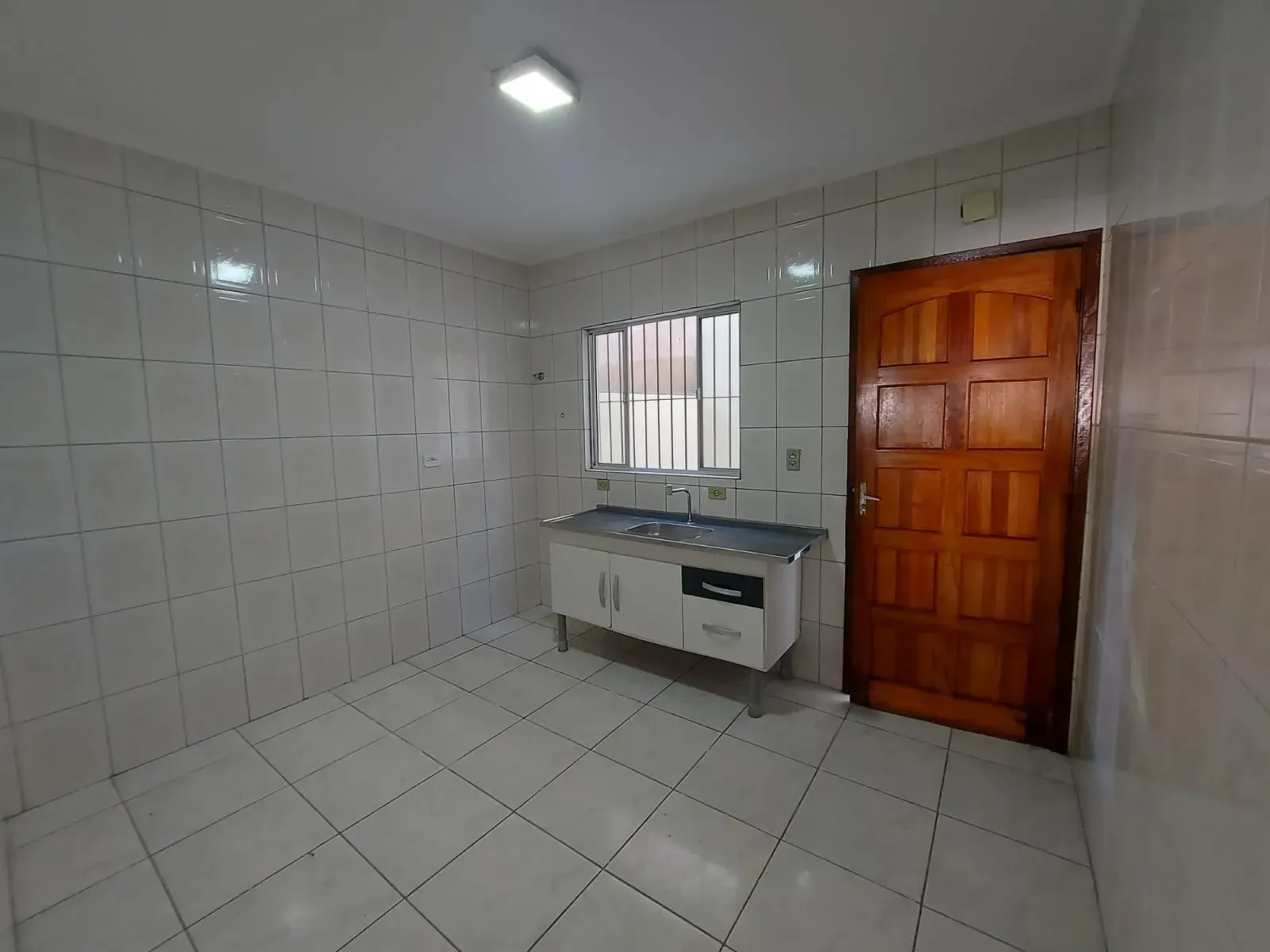 Imagem Sobrado com 2 Quartos para Alugar, 80 m² em Itaquera - São Paulo