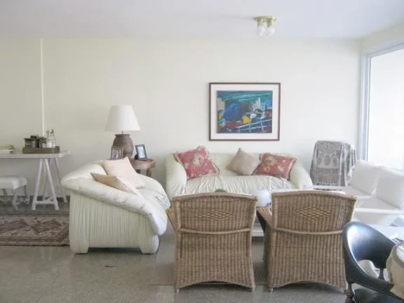 Imagem Pitangueiras *Frente Total Mar,Vista Cinematográfica*,Local Nobre,200 M² de Área Útil,Fino Acabamento,2 Garagens,Top,Alto Padrão