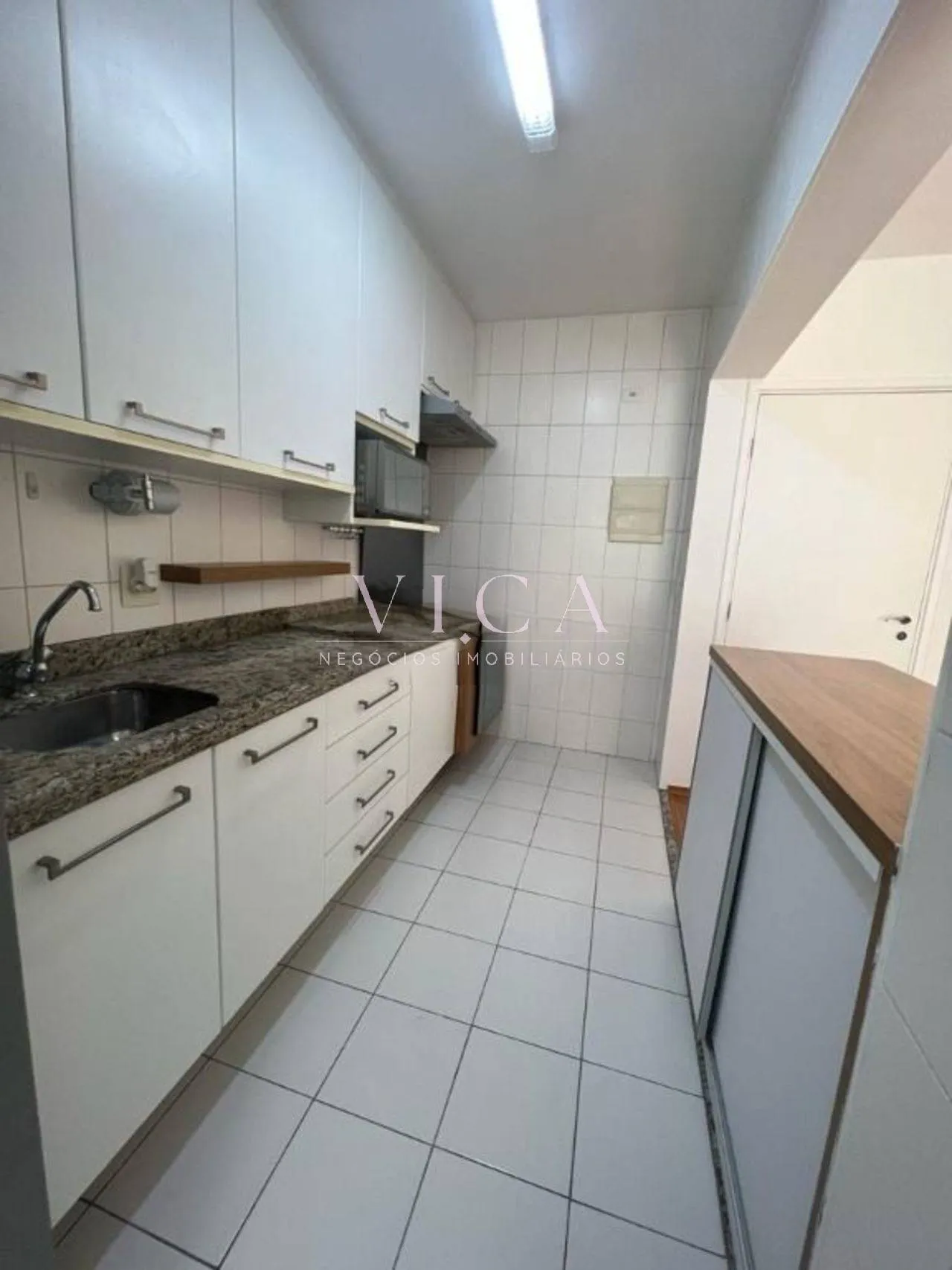Imagem Apartamento Mobiliado de 2 dormitórios para alugar, 68 m² - Alphaville SP
