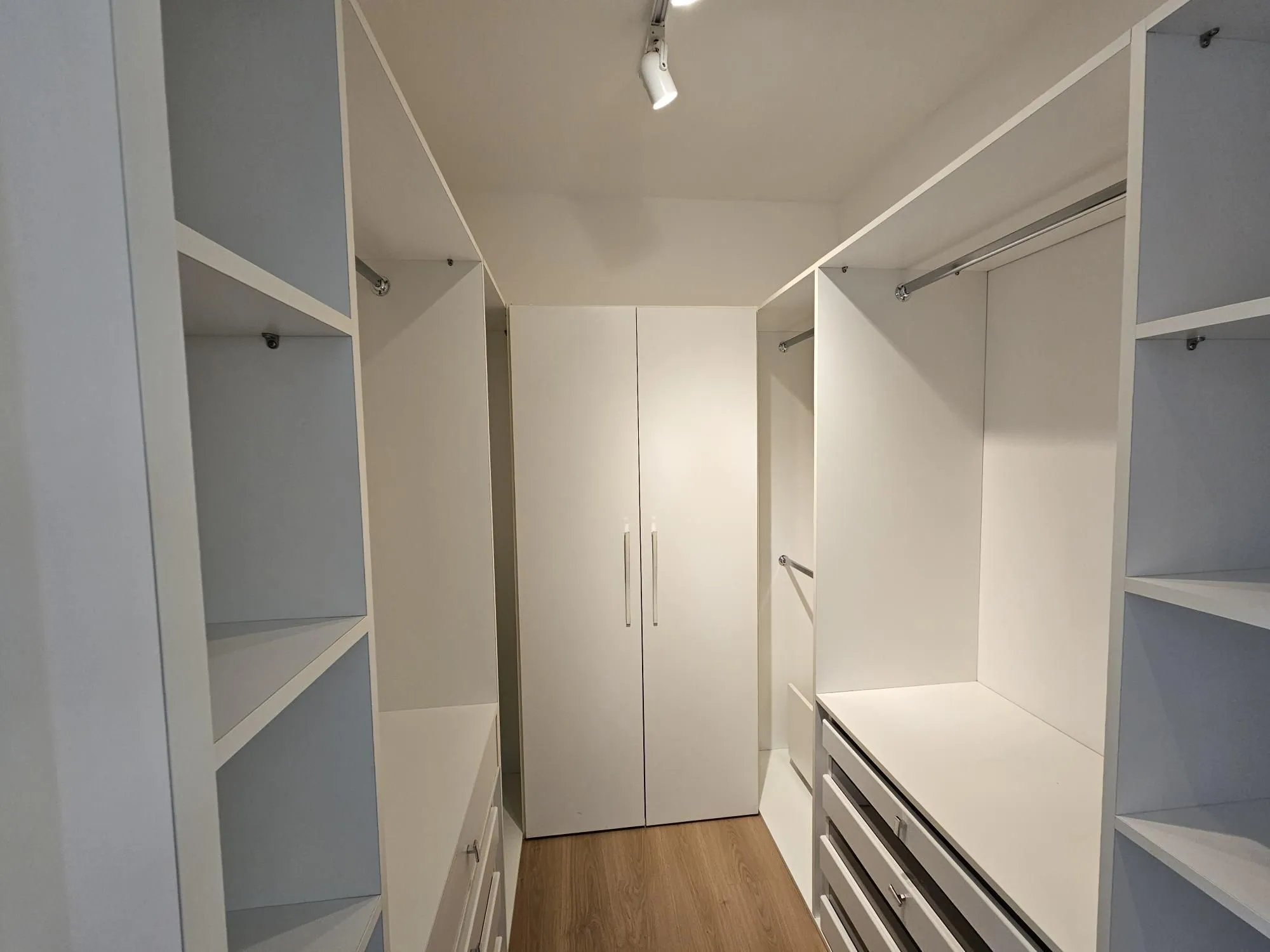 Imagem Apartamento 3 suítes na frente do Parque Germânia