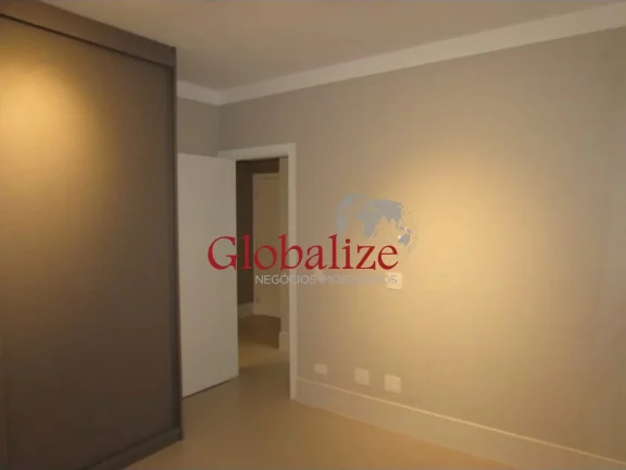 Imagem Apartamento à Venda com 110m², 2 quartos, 1 vaga demarcada e dependência por R$1.100.000,00 no Boqueirão em Santos