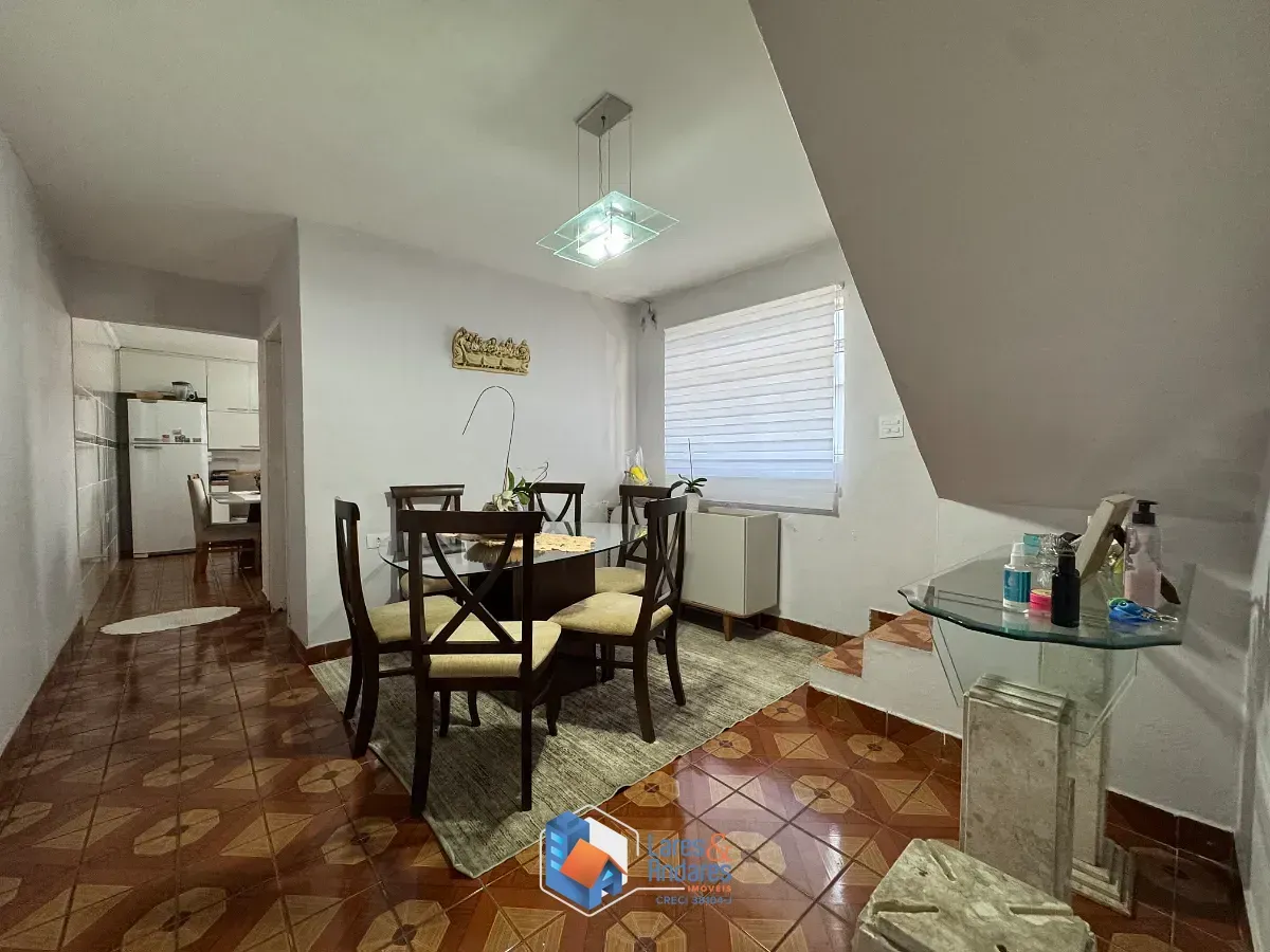 Imagem Sobrado para venda em Chácara Belenzinho com 3 quartos, sendo 1 suíte, 200m²