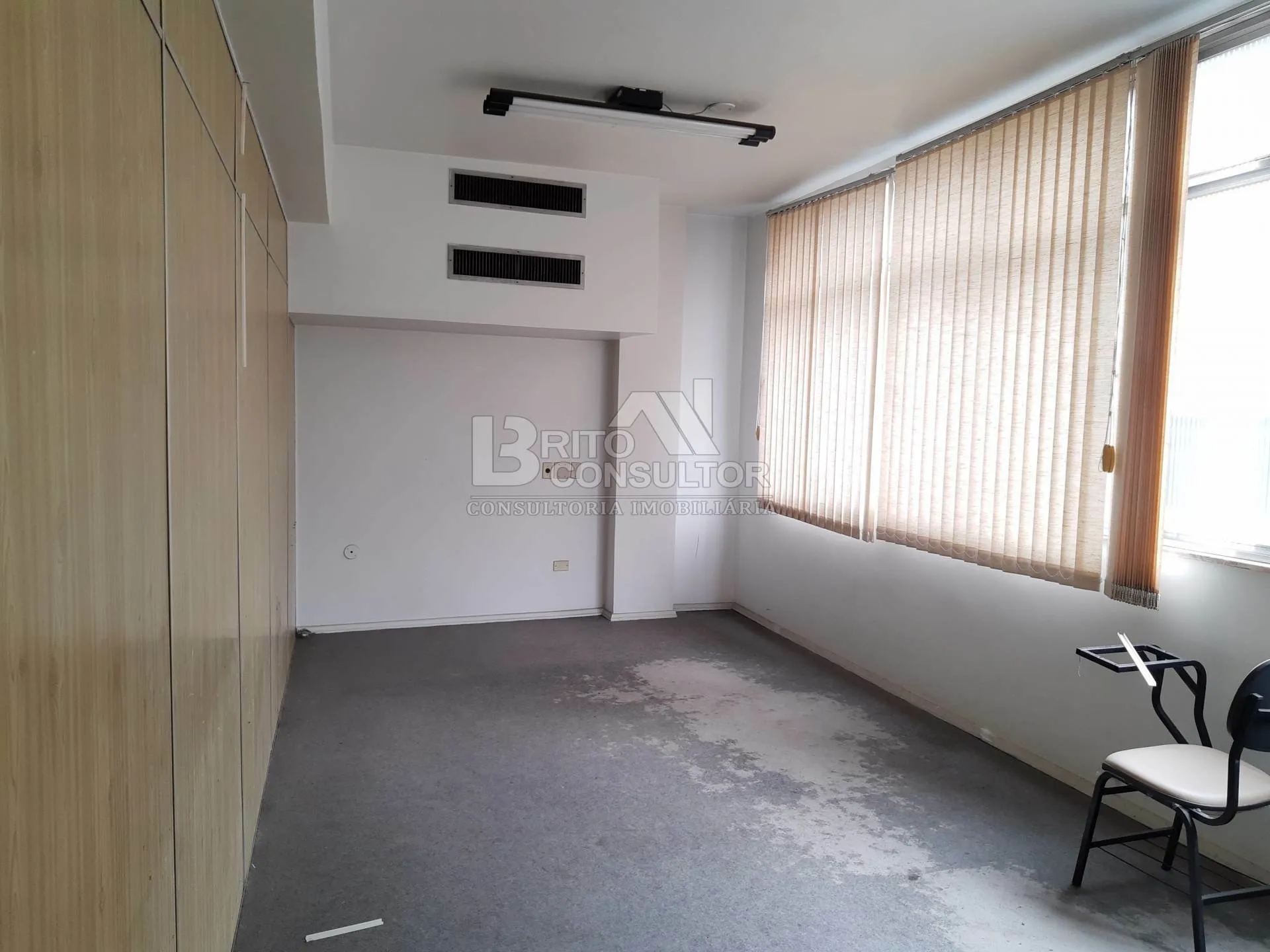 Imagem Prédio Comercial Inteiro á Venda 600 M² Por 3000.000 Centro Niterói/RJ.