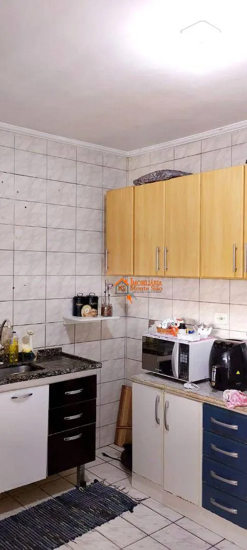 Imagem Sobrado com 2 dormitórios à venda, 140 m² por R$ 380.000,00 - Jardim Jovaia - Guarulhos/SP