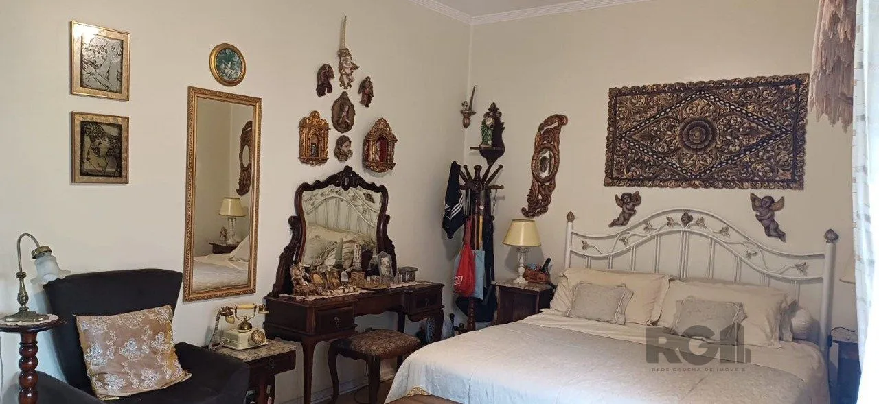 Imagem Apartamento de 3 quartos, localizado no bairro Petrópolis em Porto Alegre/RS.