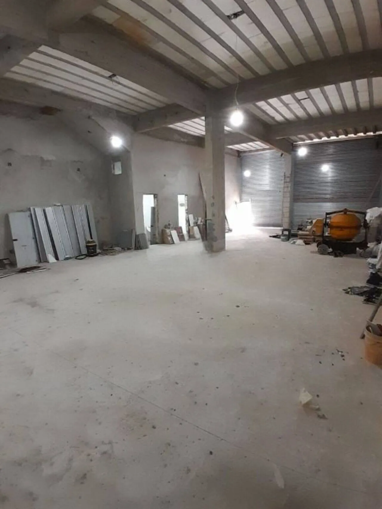 Imagem ALUGO PRÉDIO COMERCIAL NA AV DONA BELMIRA MARIM!