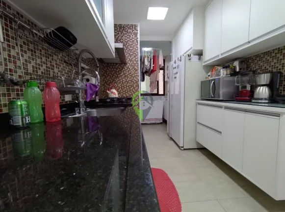 Imagem Apartamento frente ao mar com 3 dormitórios e 2 vagas de garagem na Pompéia