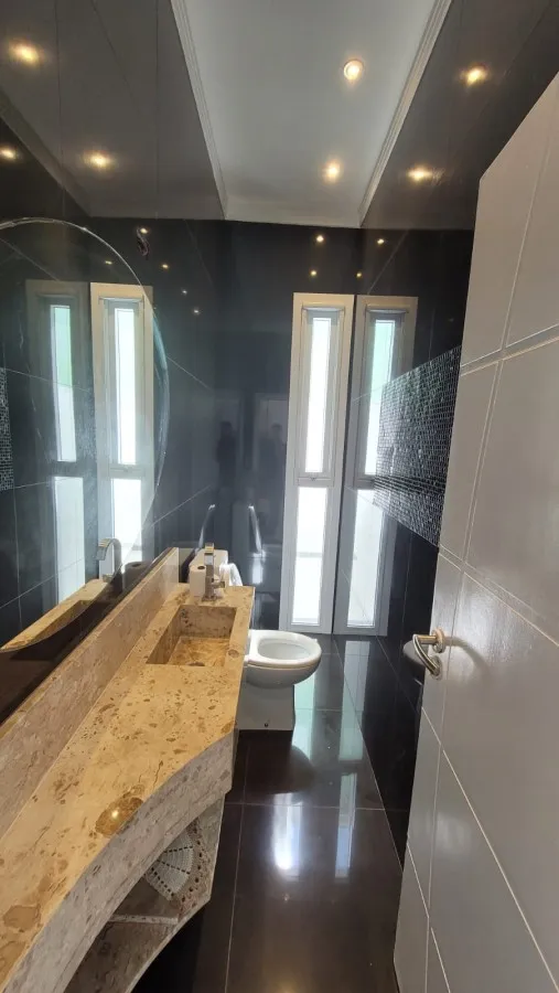 Imagem Casa para Venda em Itanhaém, Vila São Paulo, 4 dormitórios, 4 suítes, 2 banheiros, 3 vagas