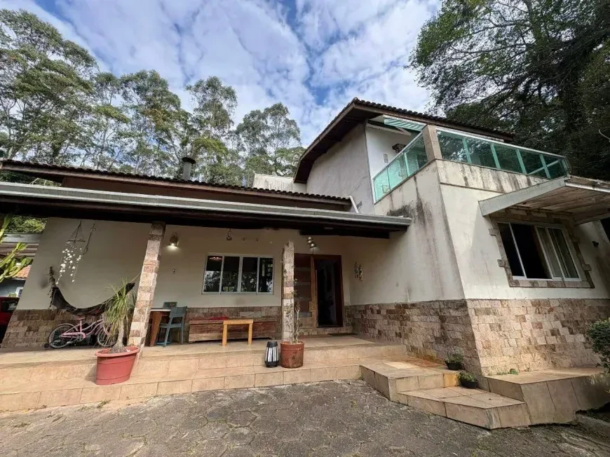 Imagem Casa com 3 Quartos à Venda ou Locação, 278 m² em Chácaras Ana Lúcia - Embu das Artes