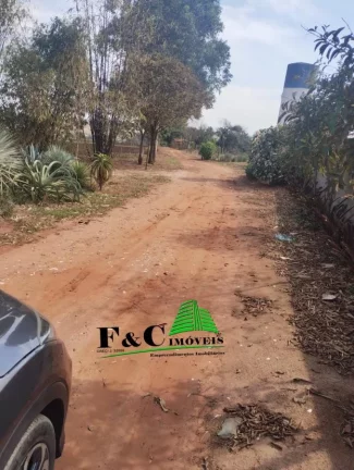 Imagem Chácara para Venda em Limeira, LAGOA NOVA, 2 banheiros