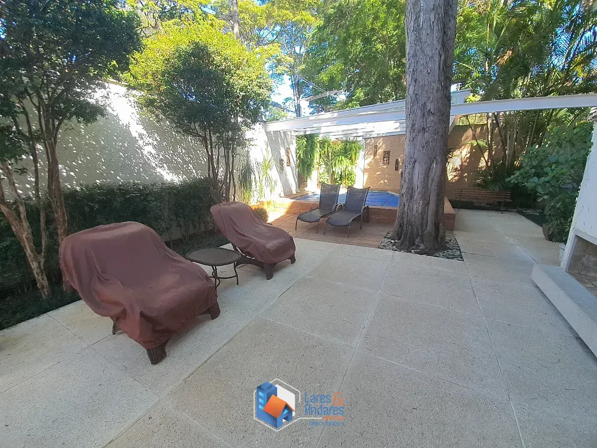 Imagem Casa no condomínio Villa Laplace para venda com 4 quartos, sendo 4 suítes, 575m²